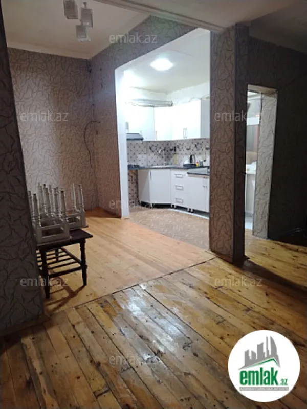Satılır 5 otaqlı həyət evi 3 m²