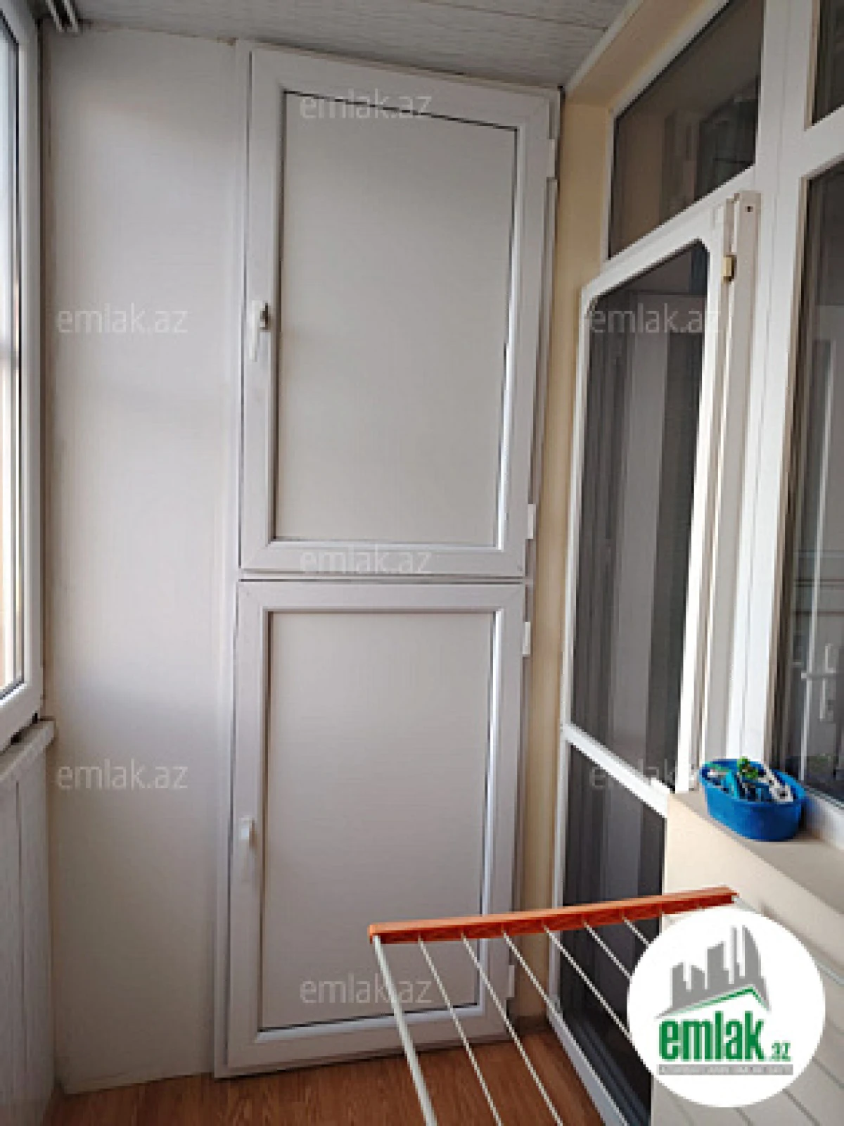 Satılır 4 otaqlı köhnə tikili 80 m²