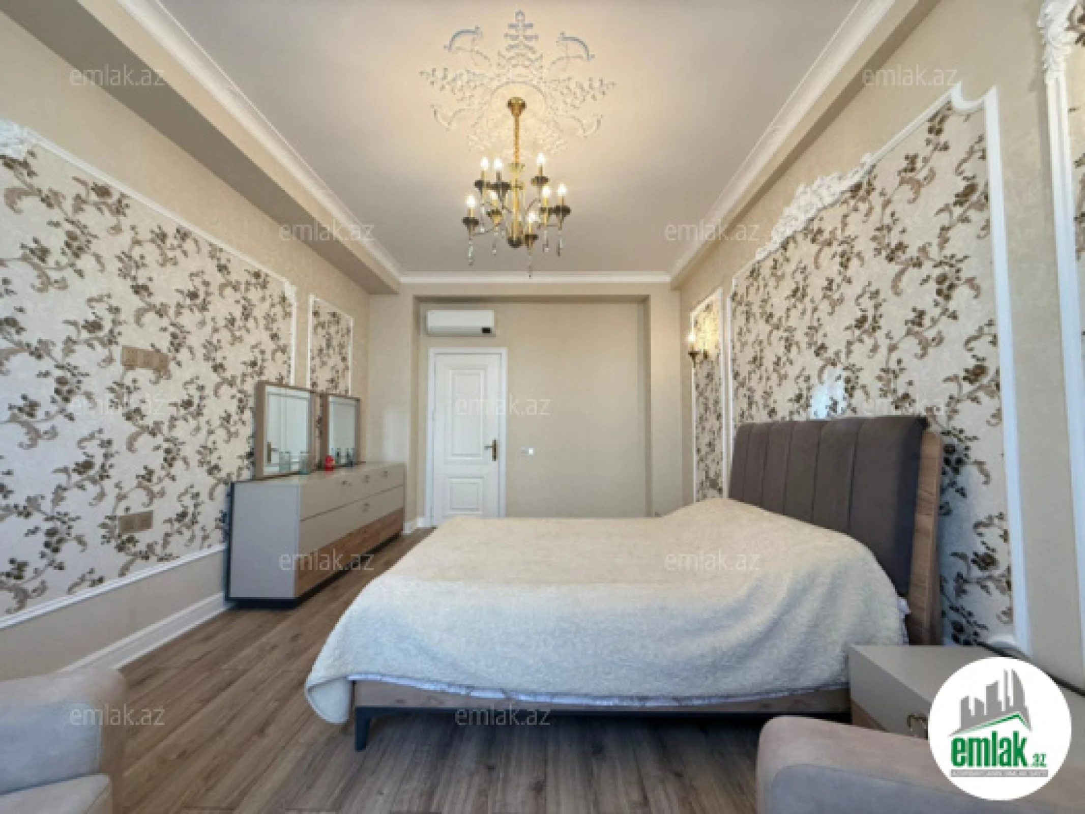 Satılır 2 otaqlı yeni tikili 95 m²