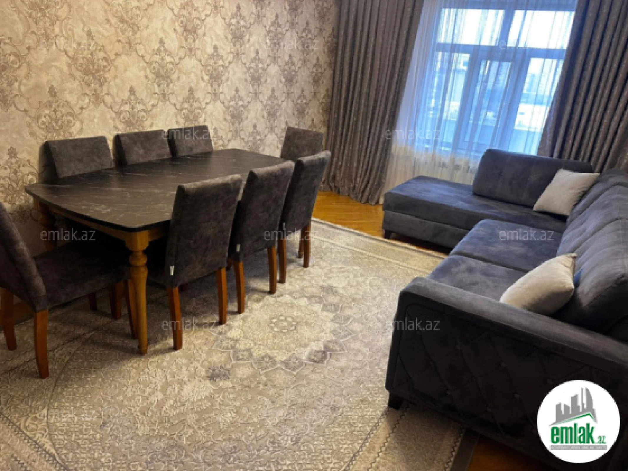 Satılır 4 otaqlı köhnə tikili 110 m²