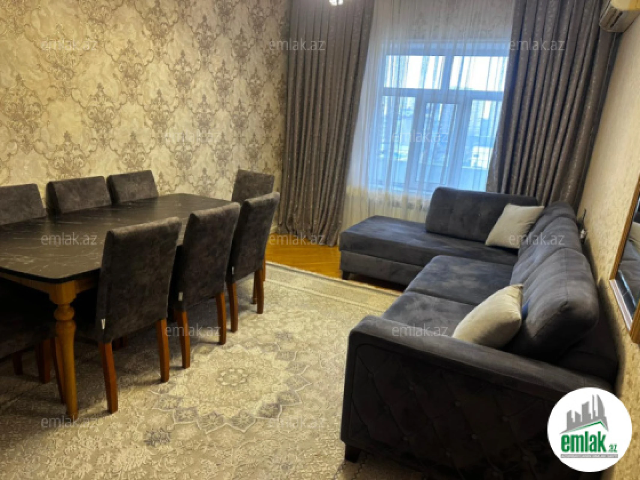 Satılır 4 otaqlı köhnə tikili 110 m²