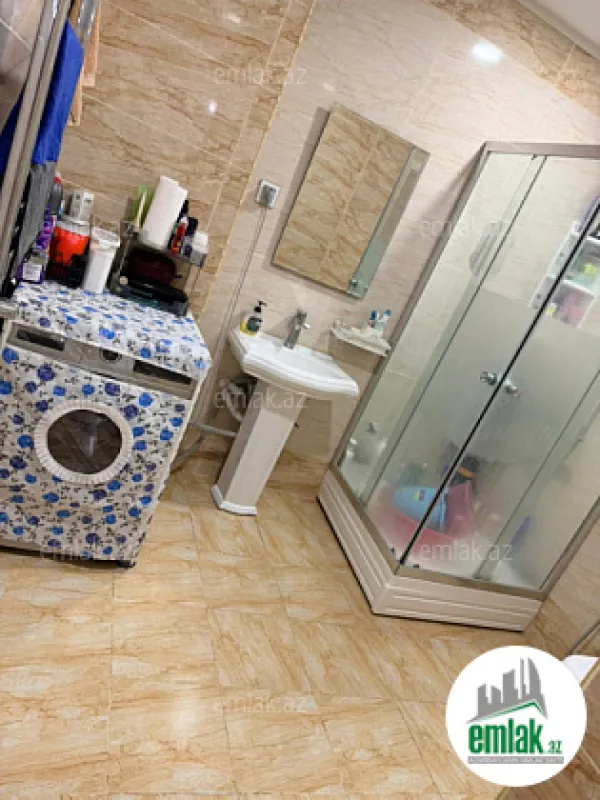 Satılır 3 otaqlı yeni tikili 100 m²