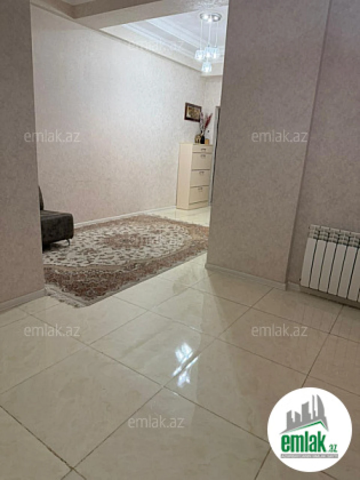 Satılır 3 otaqlı yeni tikili 100 m²