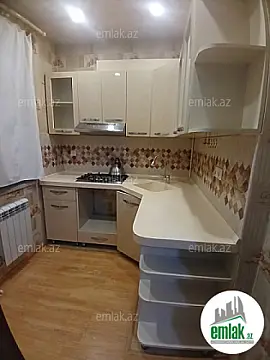 Satılır 2 otaqlı köhnə tikili 64 m²