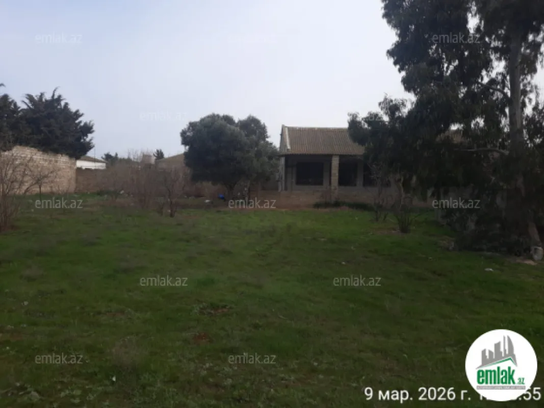 Satılır 4 otaqlı mənzil 100 m²