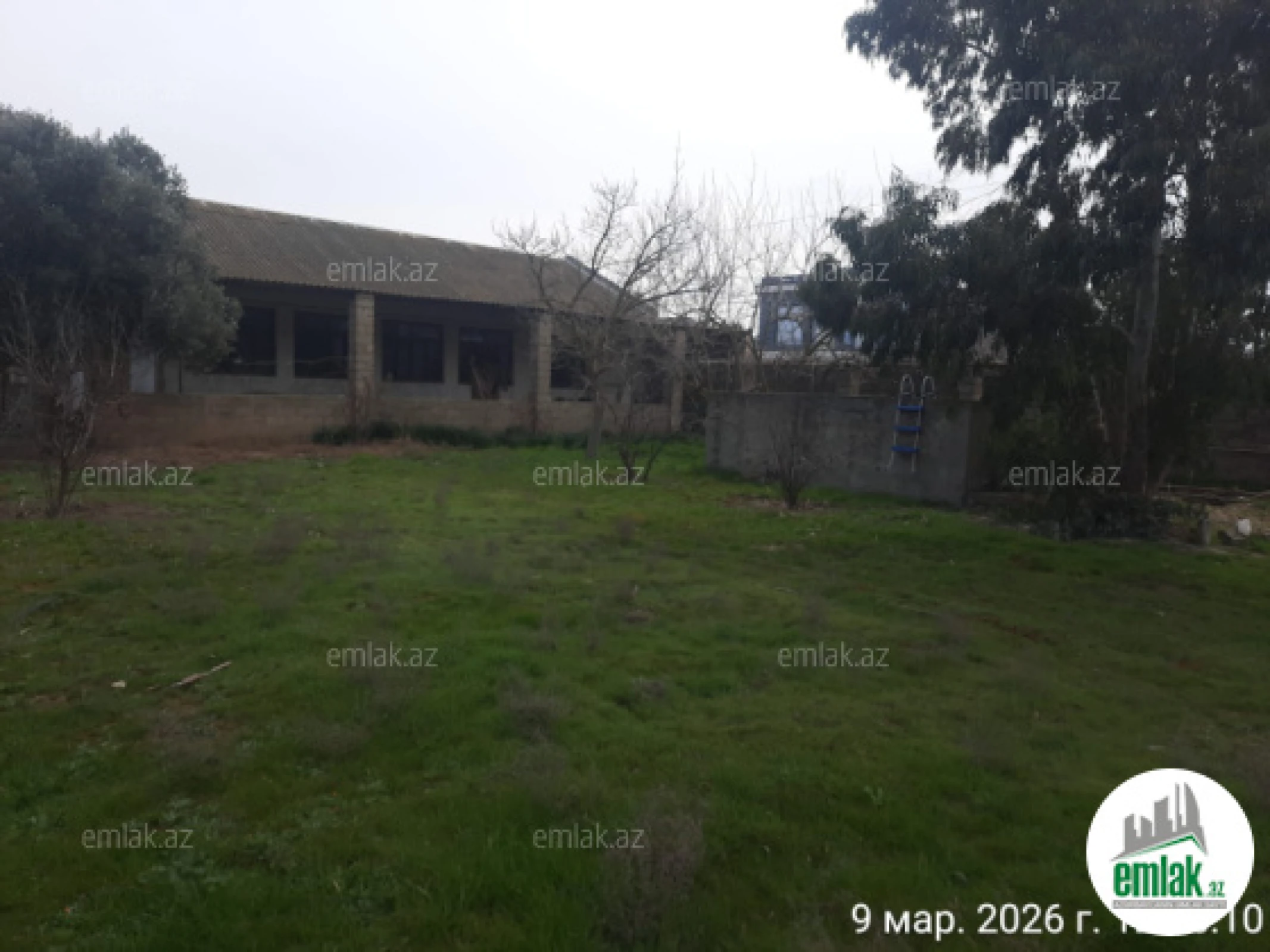 Satılır 4 otaqlı mənzil 100 m²