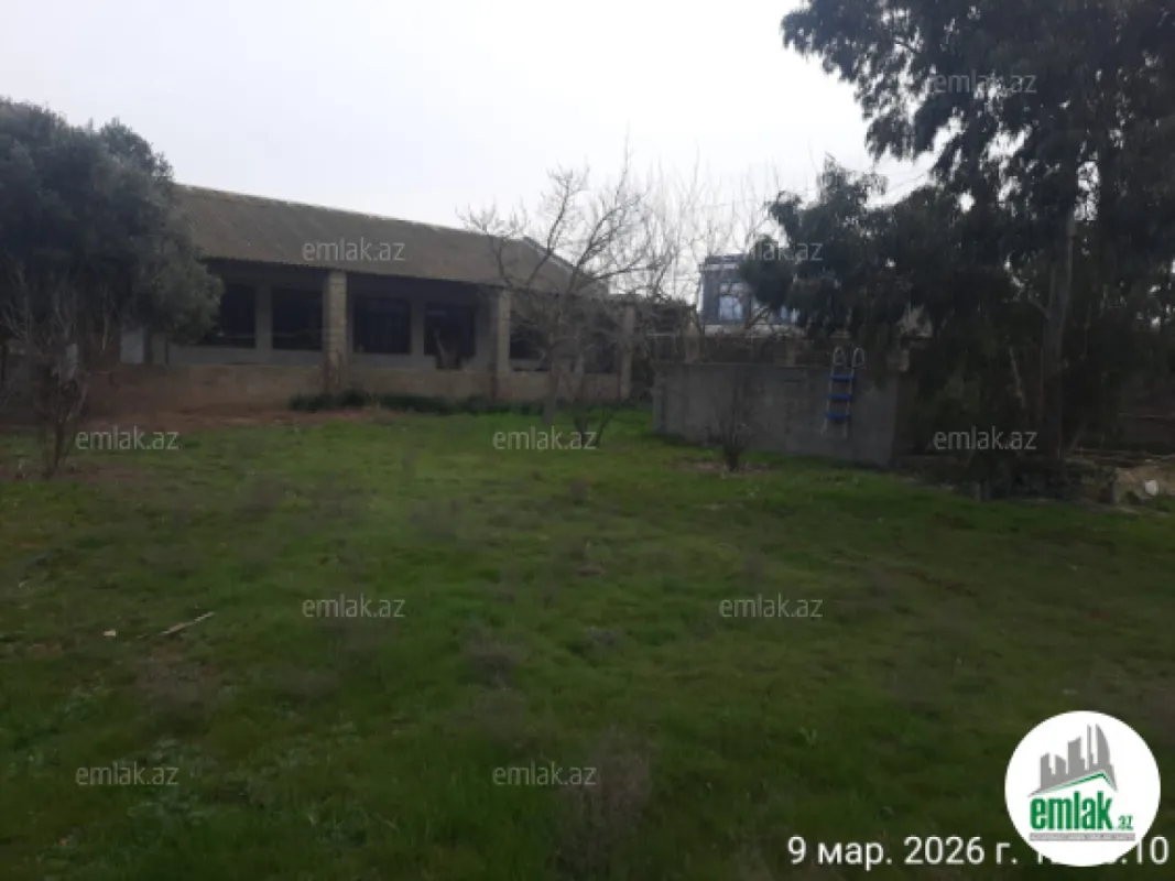 Satılır 4 otaqlı mənzil 100 m²