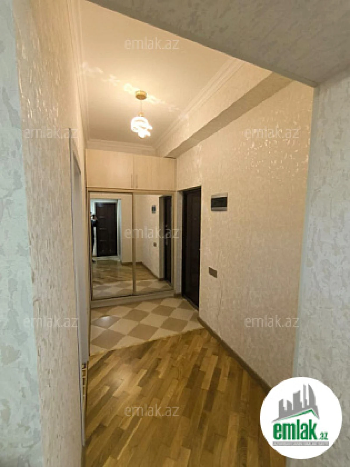 Satılır 2 otaqlı yeni tikili 55 m²