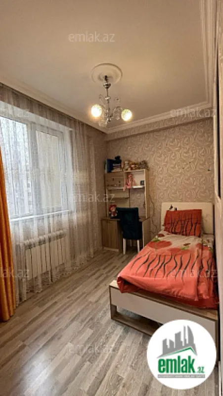 Satılır 3 otaqlı yeni tikili 75 m²