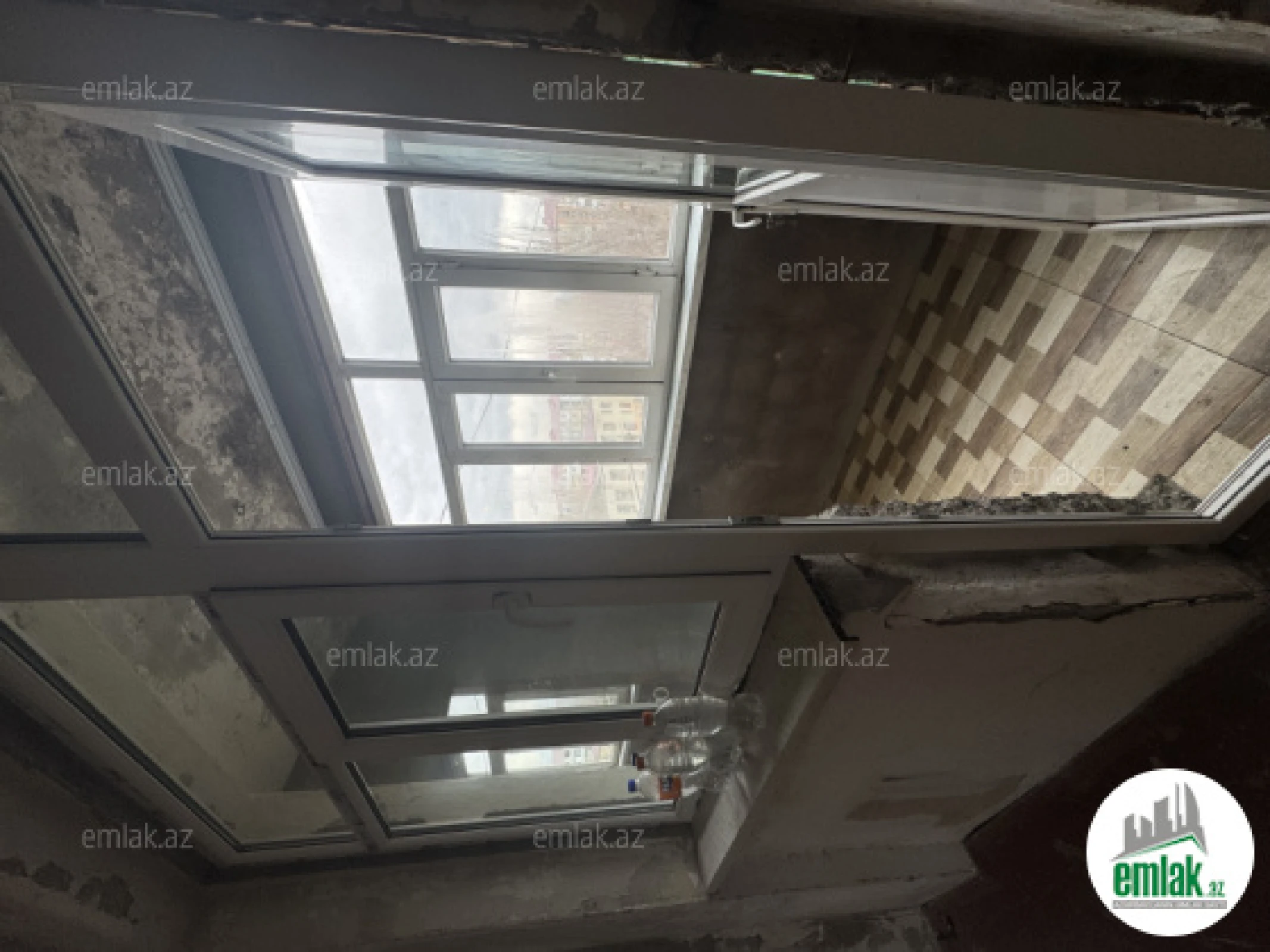 Satılır 1 otaqlı köhnə tikili 36.5 m²