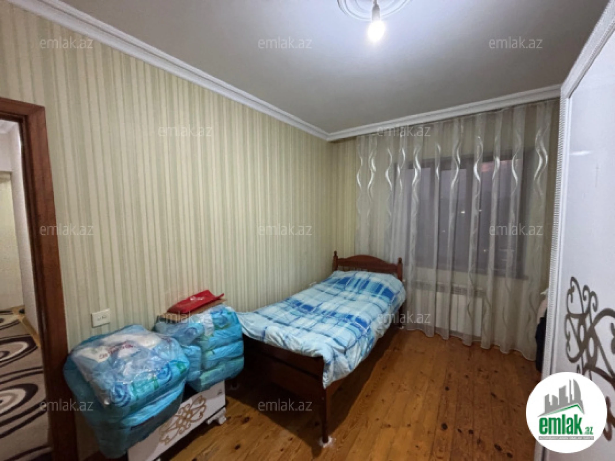 Satılır 3 otaqlı köhnə tikili 85 m²