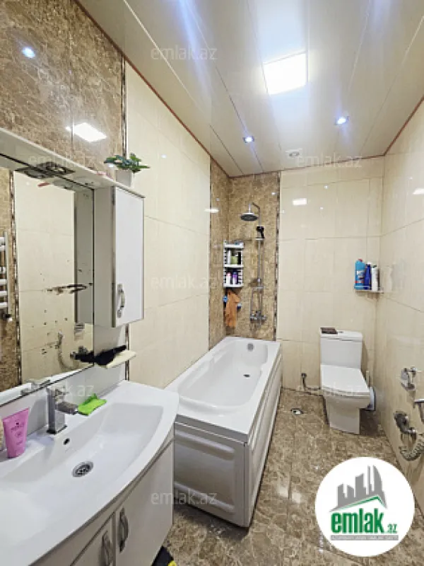 Satılır 3 otaqlı yeni tikili 92 m²