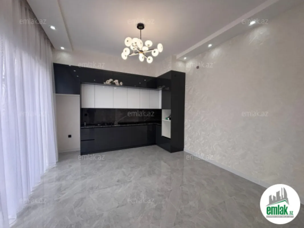 Satılır 4 otaqlı həyət evi 155 m²