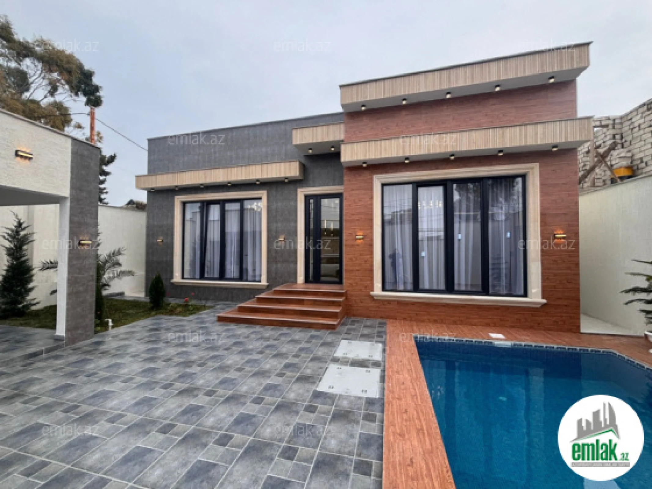 Satılır 4 otaqlı həyət evi 155 m²