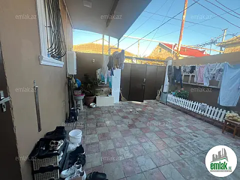 Satılır 4 otaqlı həyət evi 100 m²