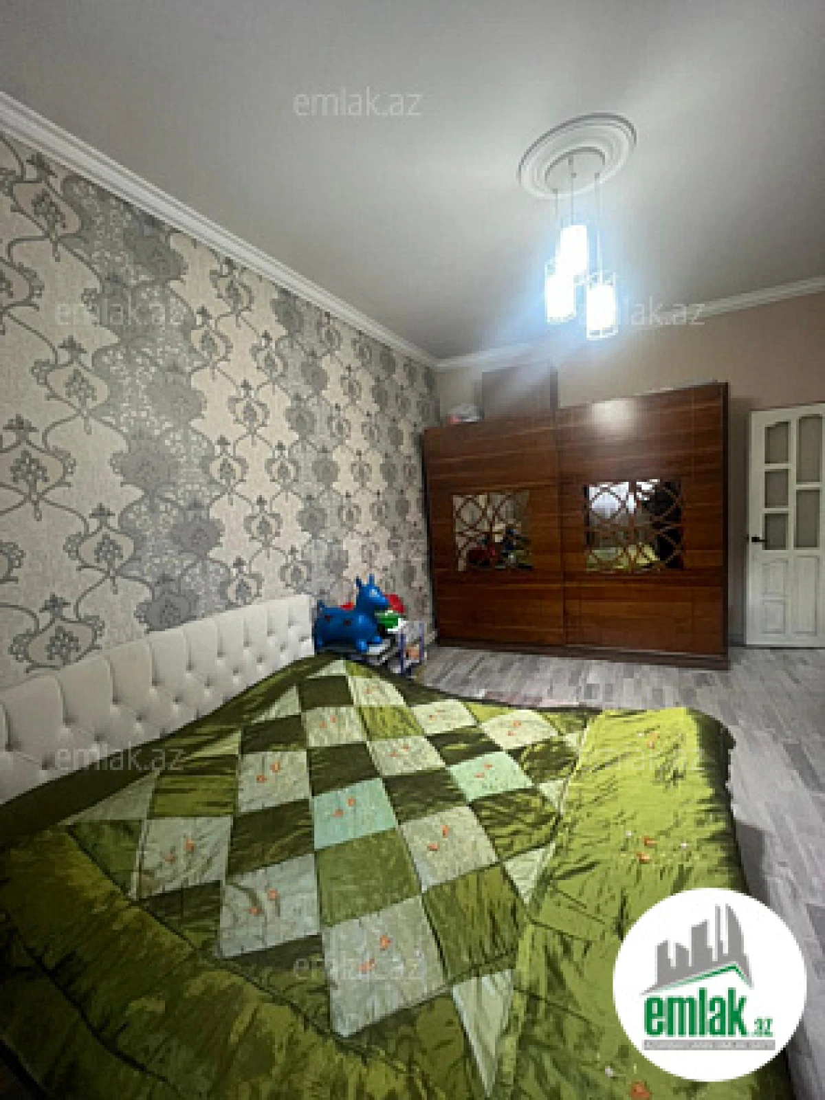 Satılır 4 otaqlı həyət evi 100 m²