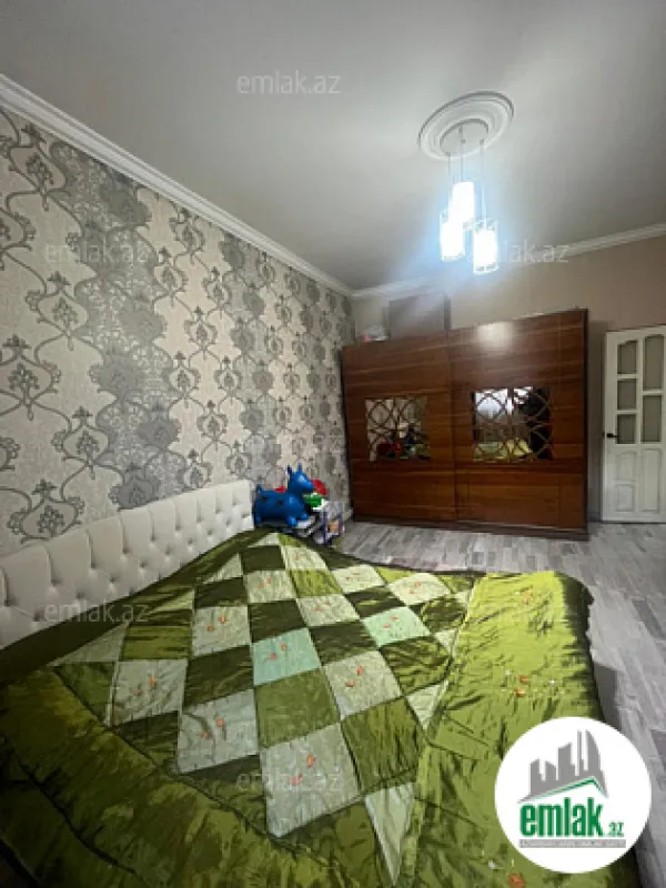 Satılır 4 otaqlı həyət evi 100 m²