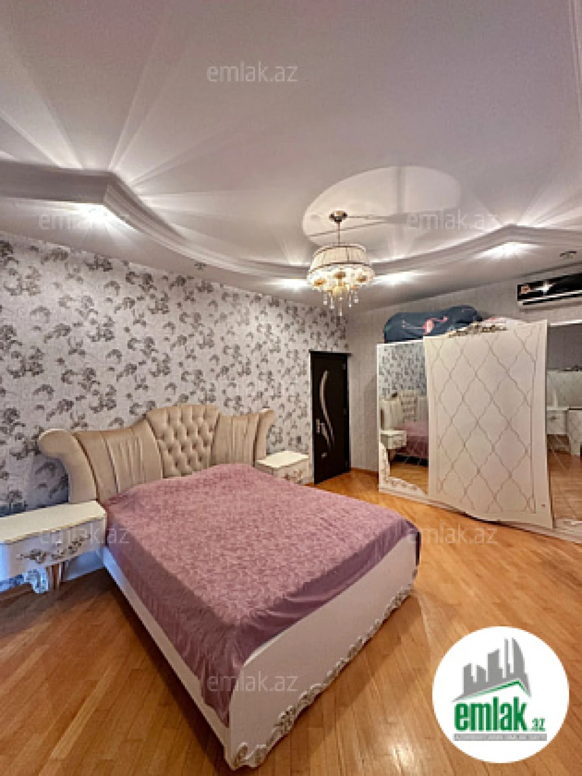 Satılır 3 otaqlı yeni tikili 139 m²