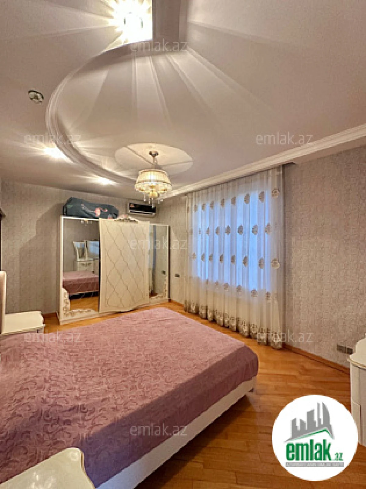 Satılır 3 otaqlı yeni tikili 139 m²
