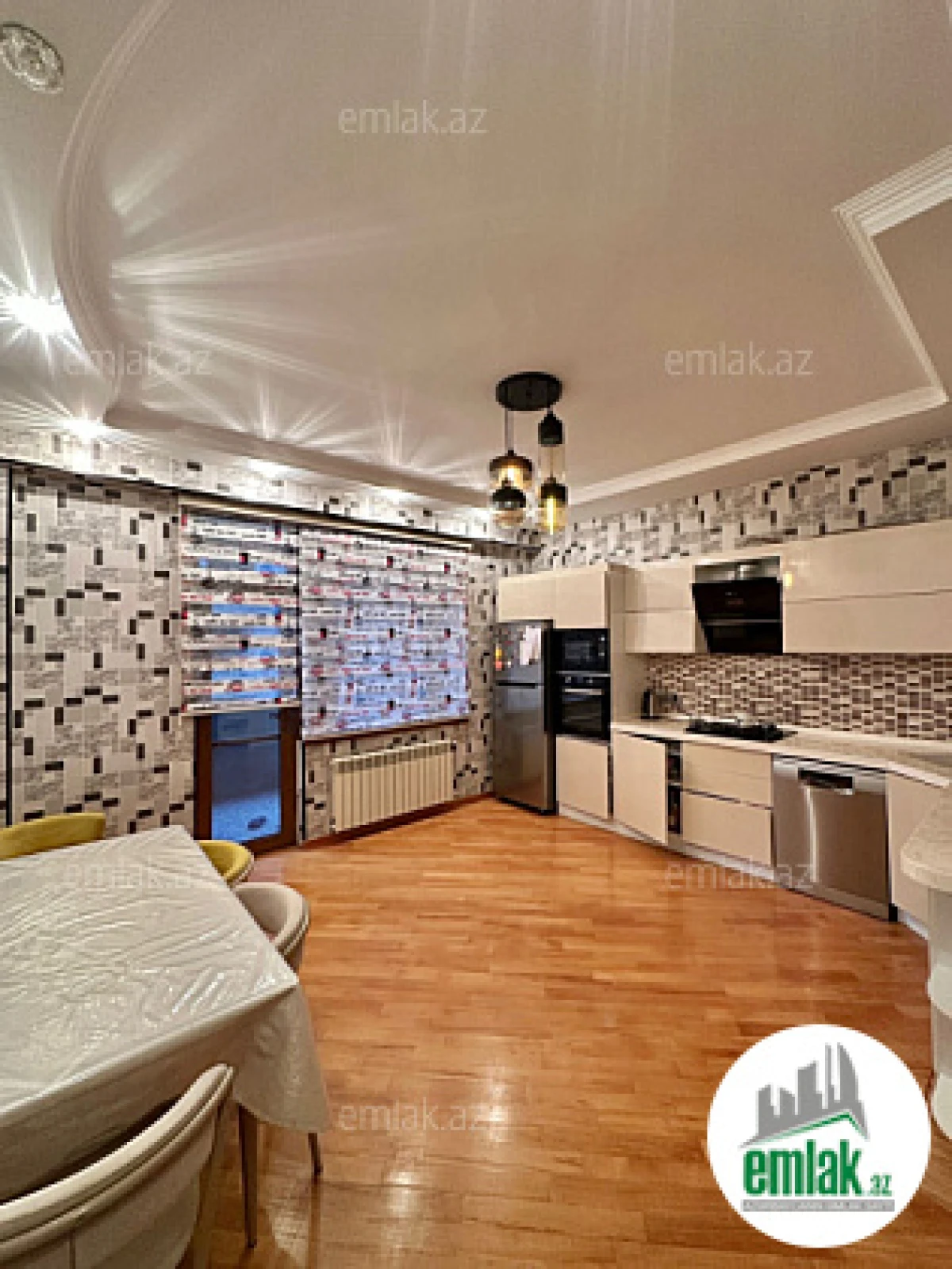 Satılır 3 otaqlı yeni tikili 139 m²