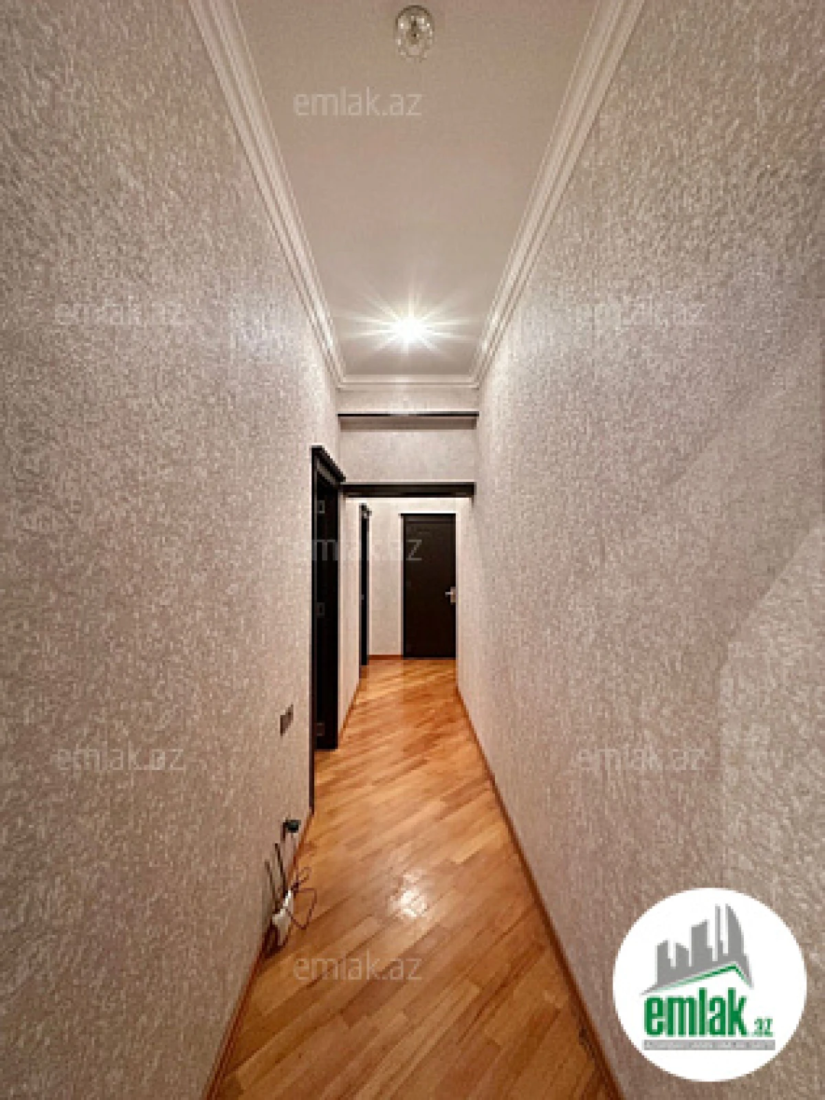 Satılır 3 otaqlı yeni tikili 139 m²