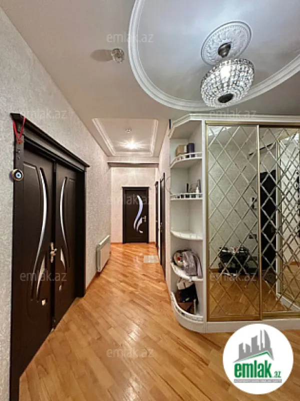 Satılır 3 otaqlı yeni tikili 139 m²