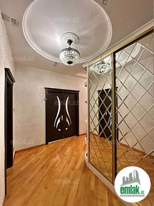 Satılır 3 otaqlı yeni tikili 139 m²