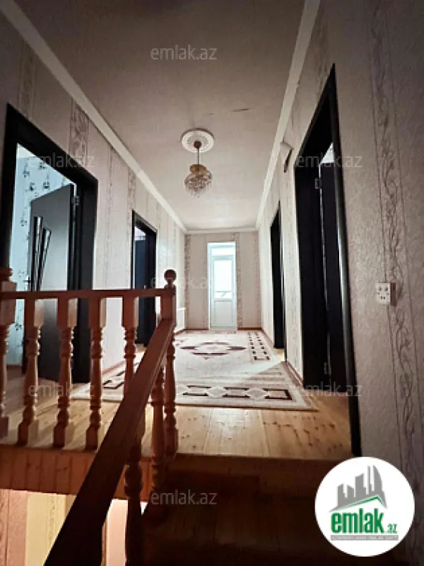 Satılır 6 otaqlı mənzil 140 m²