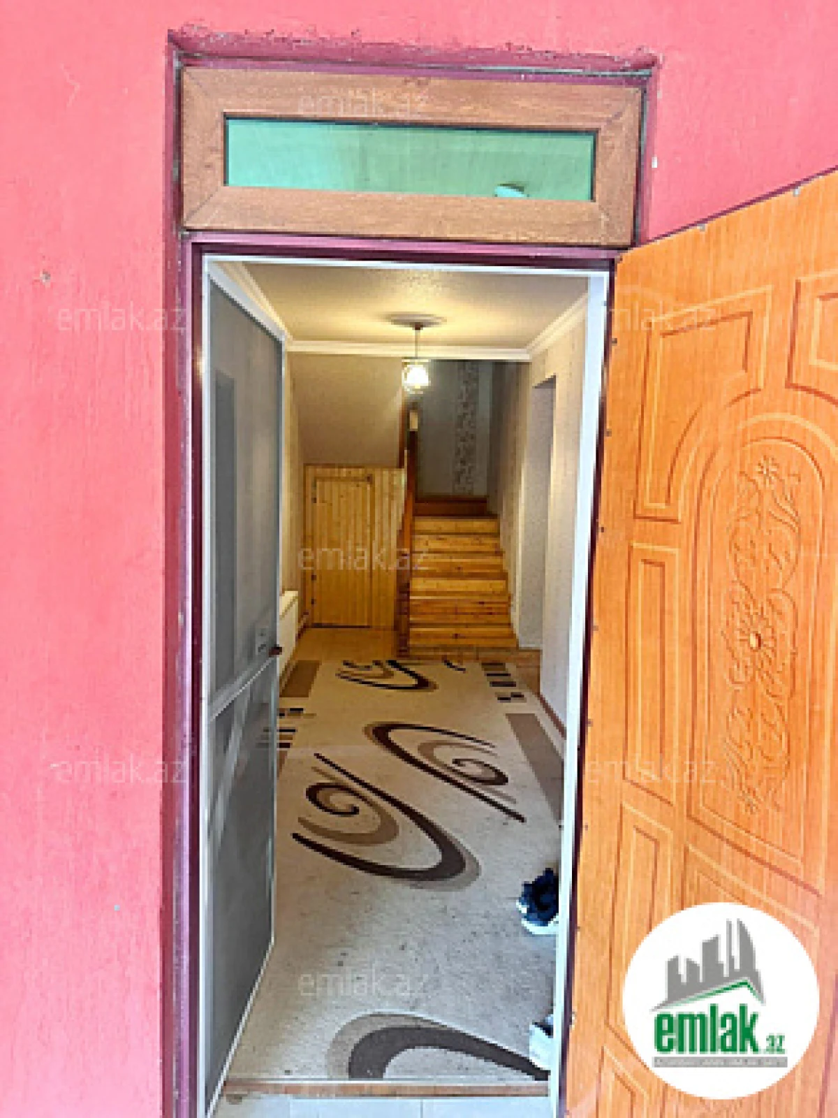 Satılır 6 otaqlı mənzil 140 m²