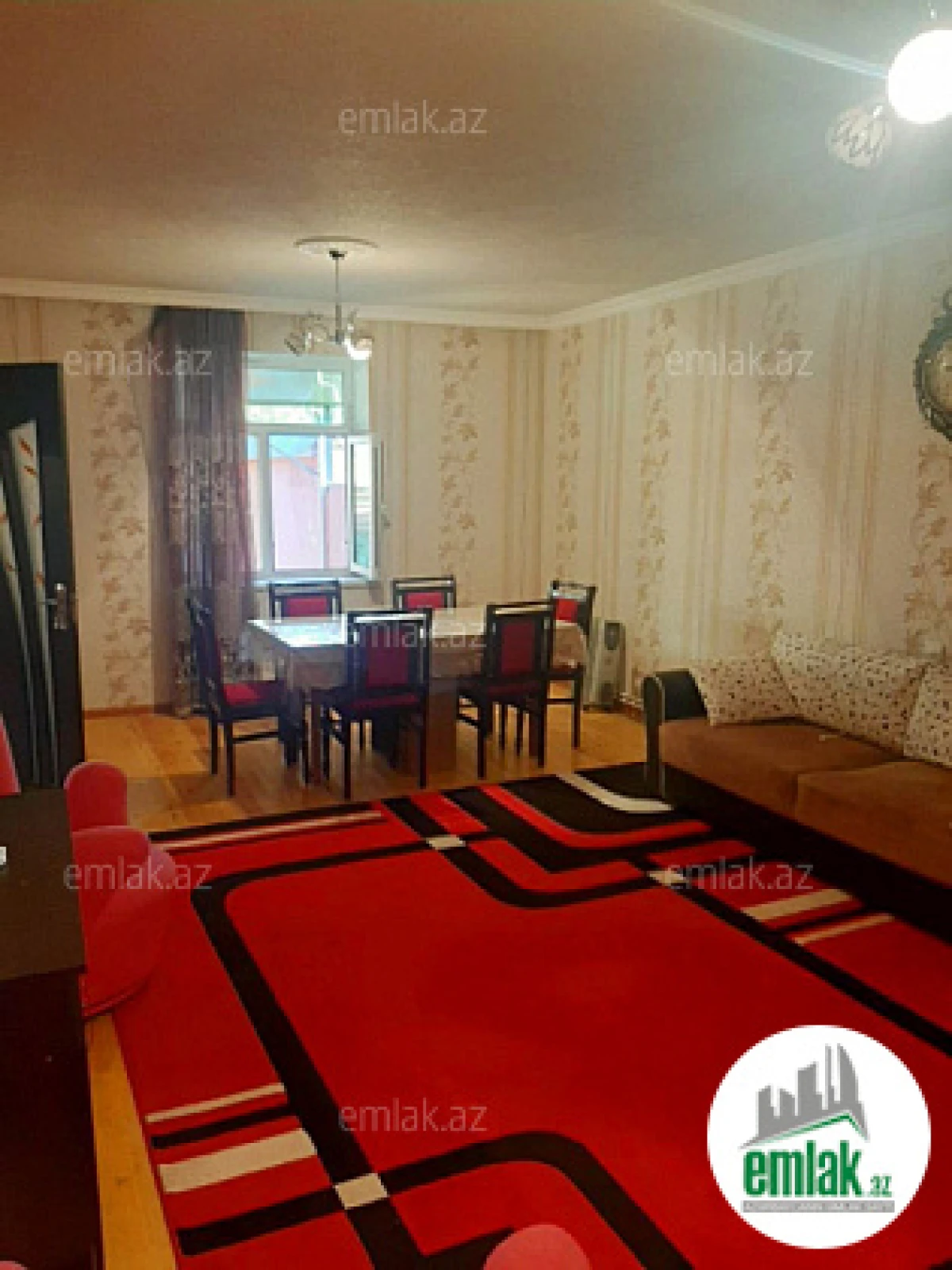 Satılır 6 otaqlı mənzil 140 m²
