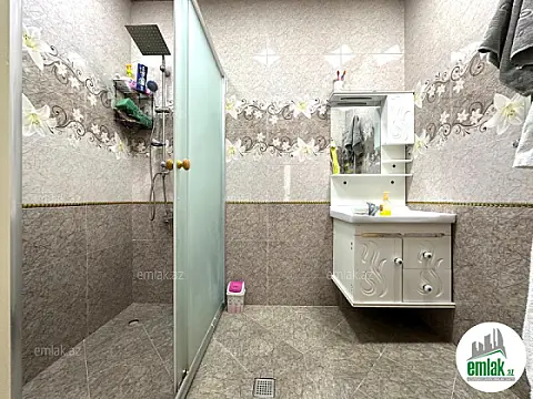 Satılır 3 otaqlı yeni tikili 105 m²