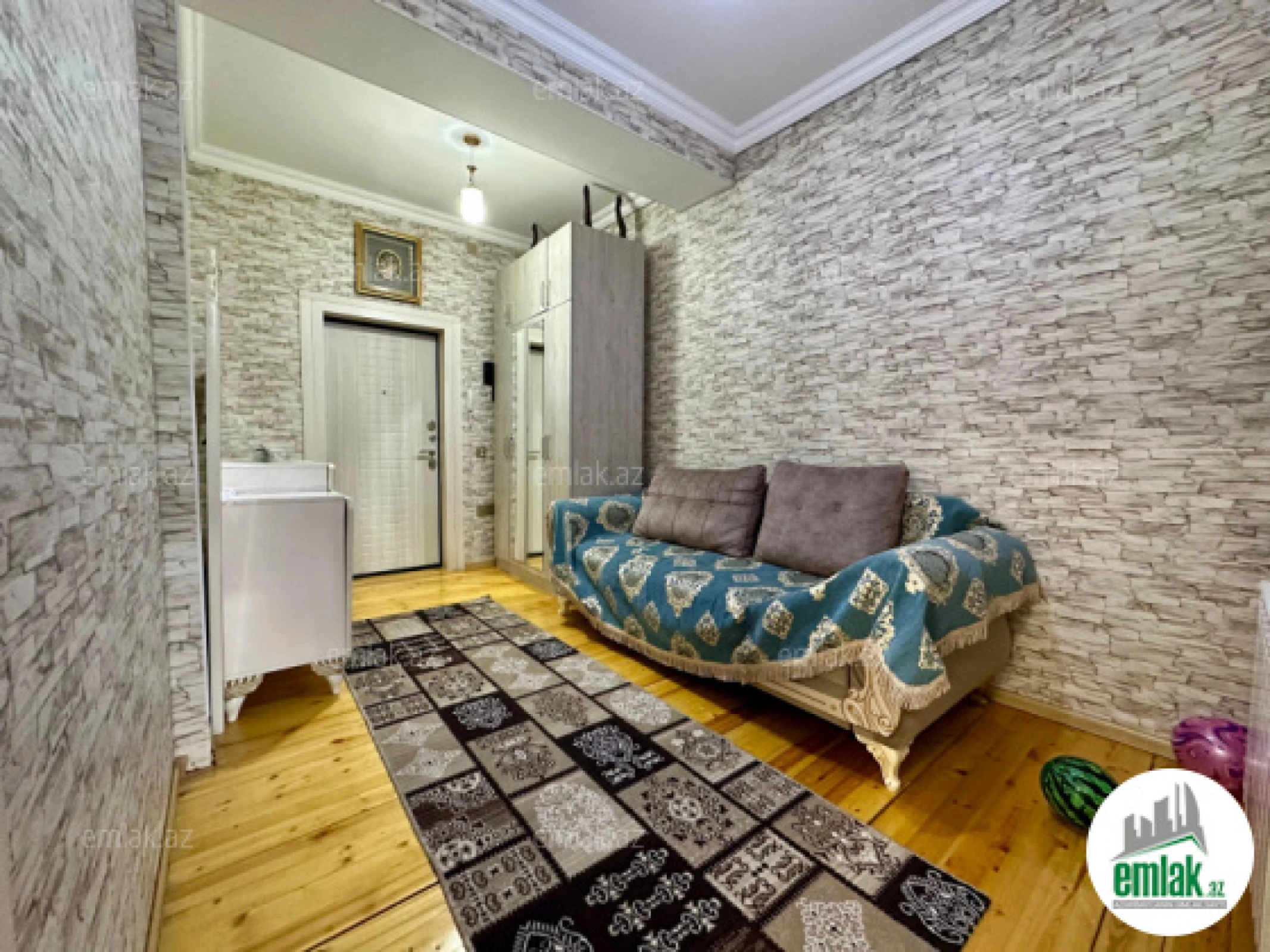 Satılır 3 otaqlı yeni tikili 105 m²