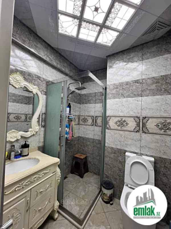 Satılır 3 otaqlı yeni tikili 120 m²