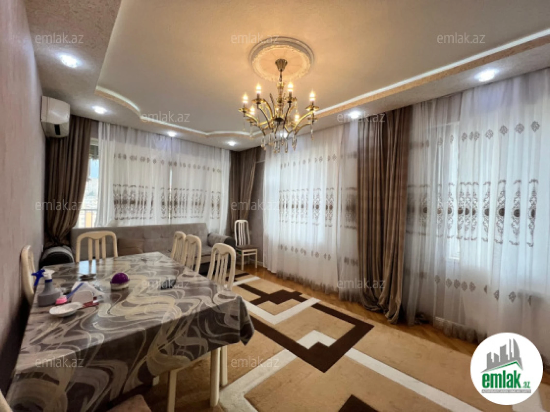 Satılır 3 otaqlı yeni tikili 120 m²