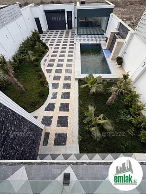 Satılır 5 otaqlı mənzil 200 m²