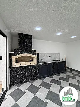 Satılır 5 otaqlı mənzil 200 m²