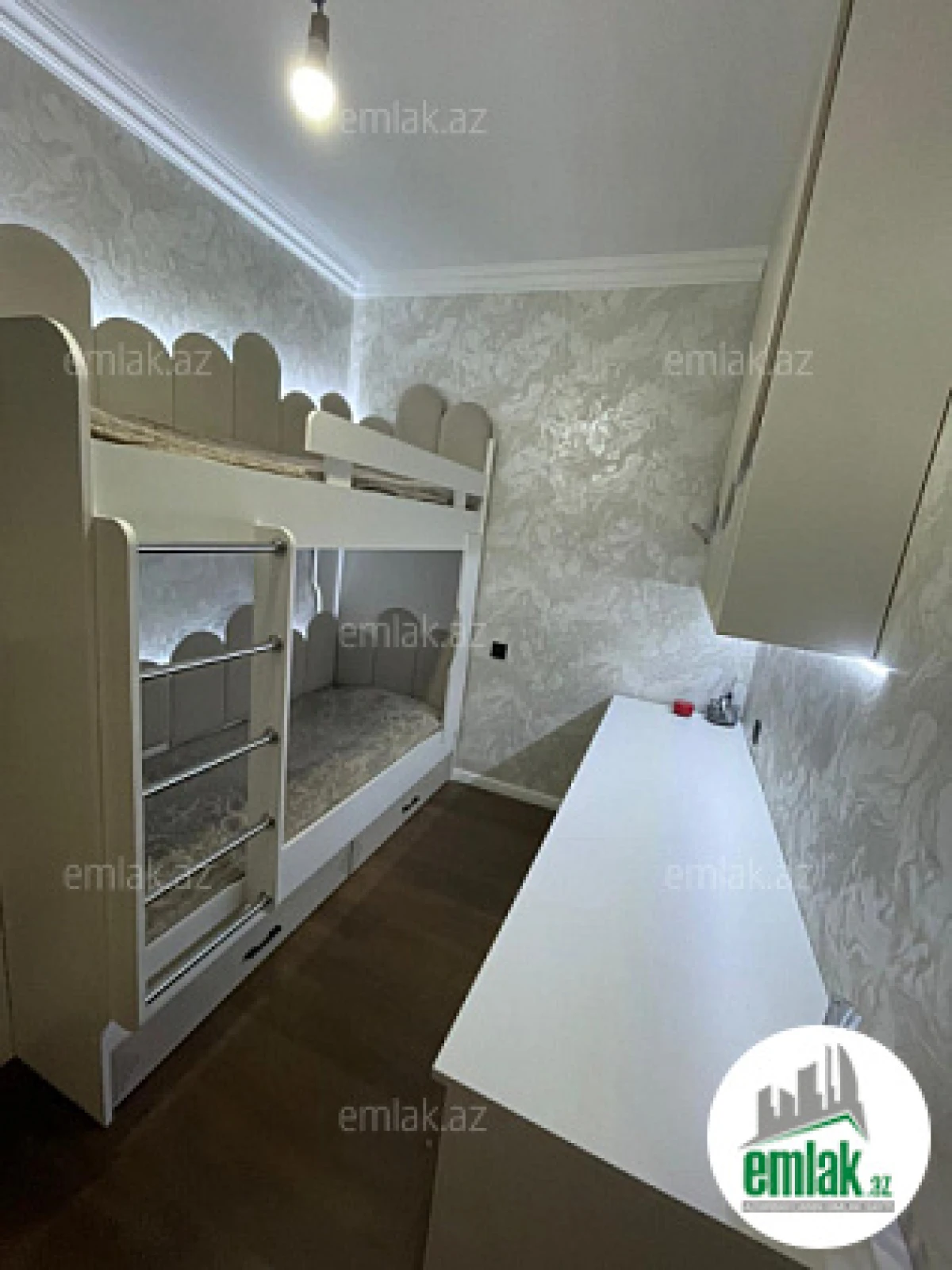 Satılır 3 otaqlı yeni tikili 71 m²