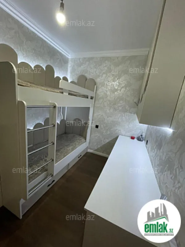 Satılır 3 otaqlı yeni tikili 71 m²