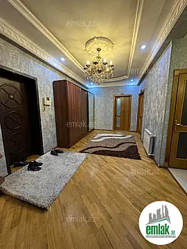 Satılır 3 otaqlı yeni tikili 125 m²