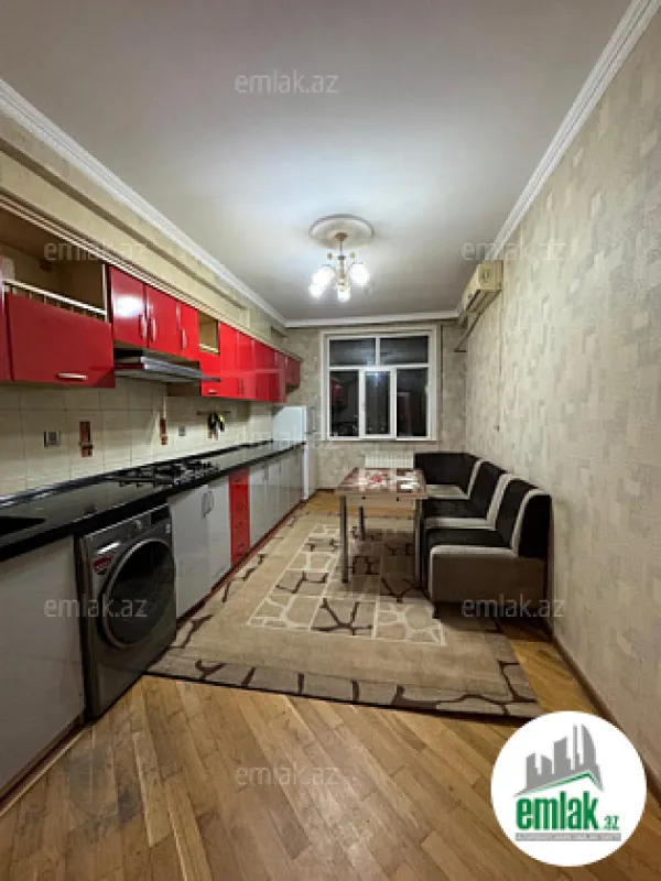 Satılır 3 otaqlı yeni tikili 125 m²