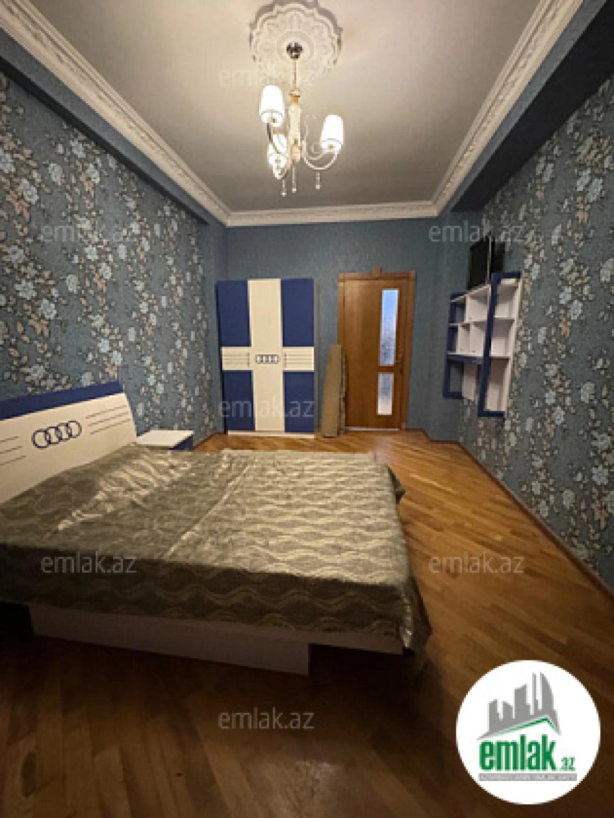 Satılır 3 otaqlı yeni tikili 125 m²