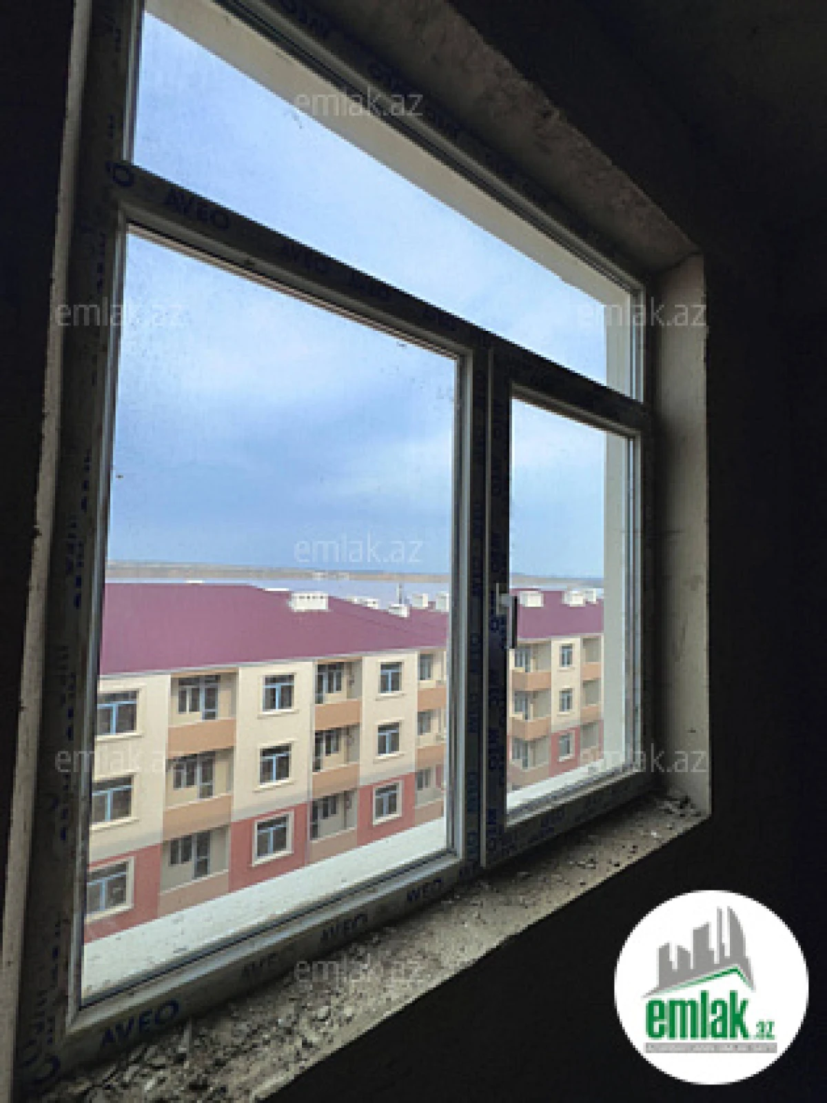 Satılır 2 otaqlı yeni tikili 49.5 m²