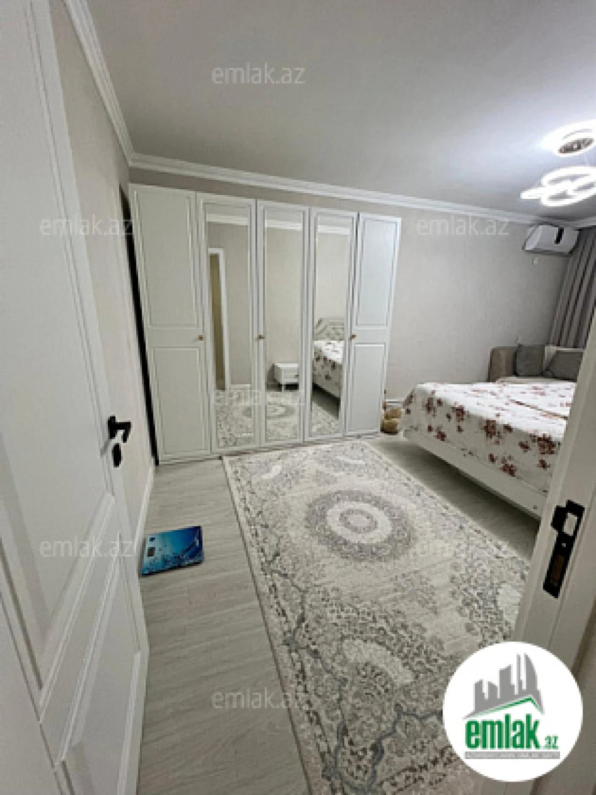 Satılır 3 otaqlı köhnə tikili 70 m²