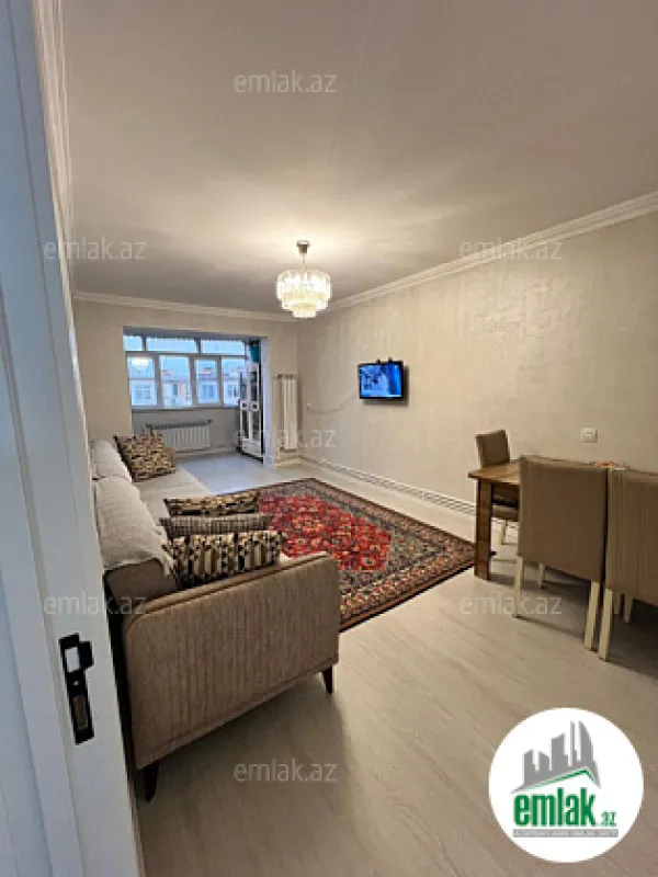 Satılır 3 otaqlı köhnə tikili 70 m²