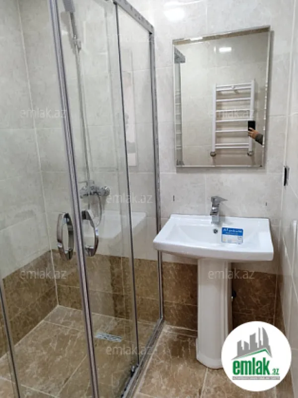 Satılır 2 otaqlı yeni tikili 74 m²