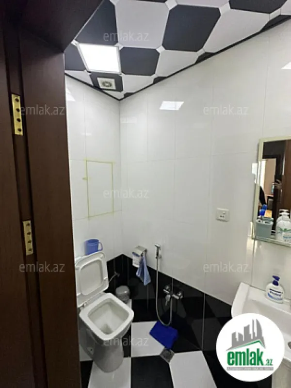 Satılır 2 otaqlı yeni tikili 86 m²