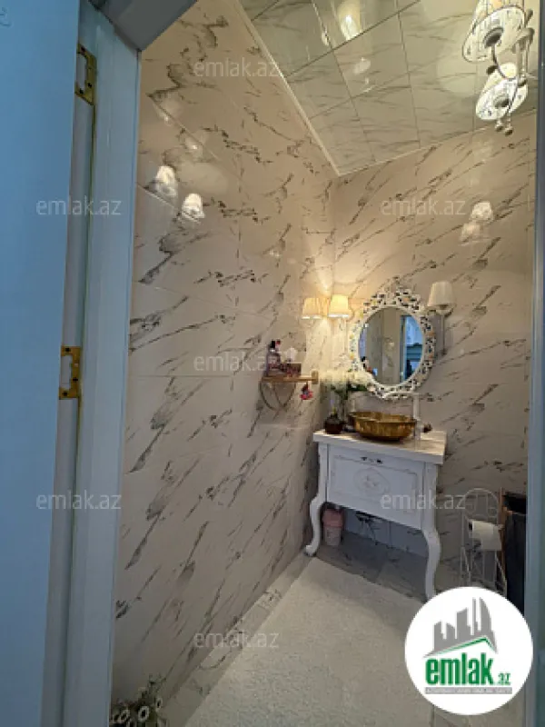 Satılır 3 otaqlı yeni tikili 90 m²