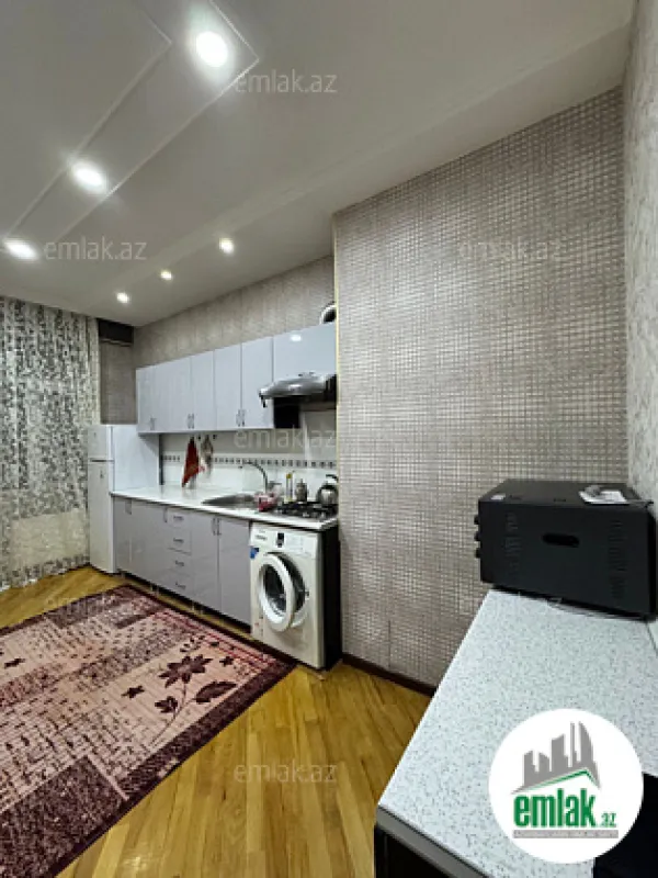 Satılır 3 otaqlı yeni tikili 90 m²