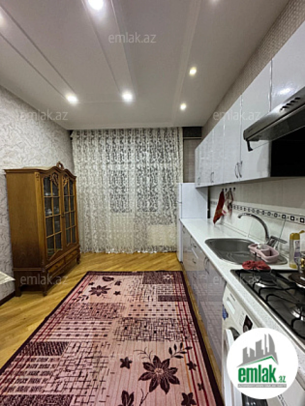 Satılır 3 otaqlı yeni tikili 90 m²