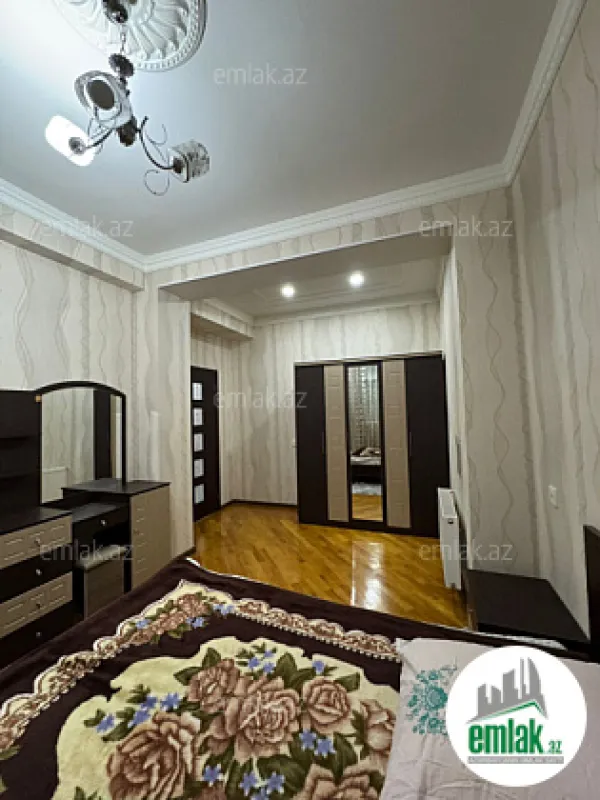 Satılır 3 otaqlı yeni tikili 90 m²